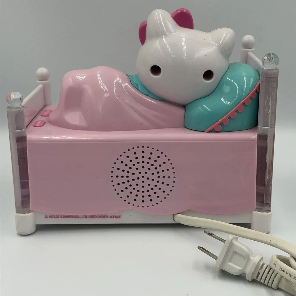 HELLO KITTY Sleeping Kitty Alarm Clock Radio Nightlight KT2052P TESTED